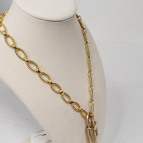 Authentic Louis Vuitton Gold Padlock w/ unbranded Geometry Stainless Steel Chain - Picture 2 of 14
